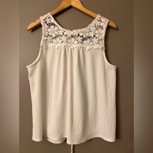 Daytrip Corset Back White Croched Women's Tank Top M